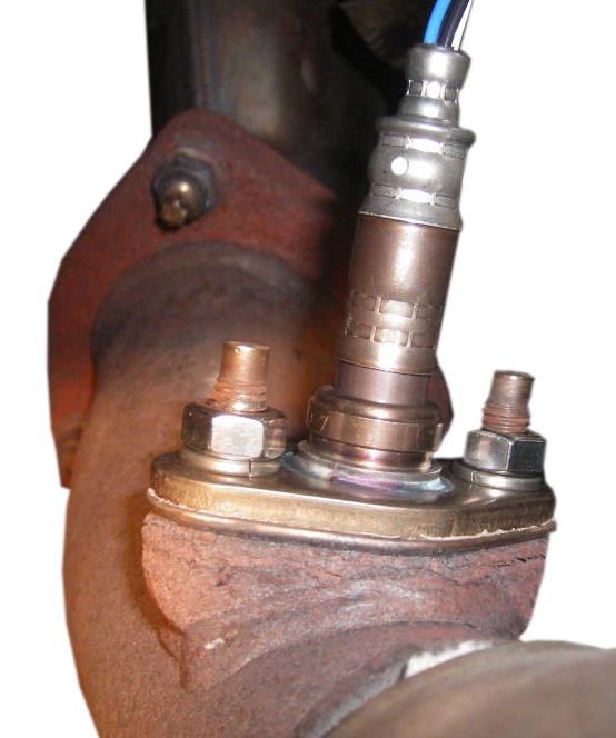 Flange mount oxygen sensor