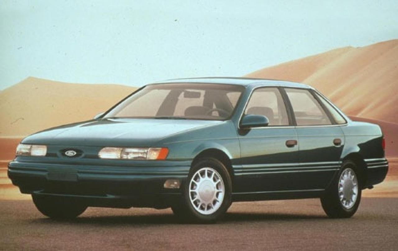 1992 Ford Taurus Wagon L