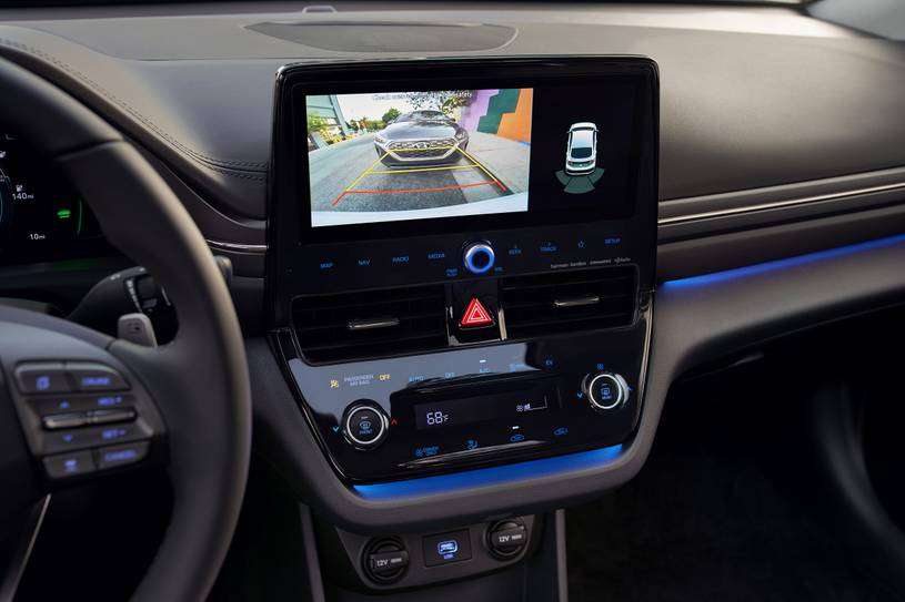 IONIQ PLUG IN HYBRID