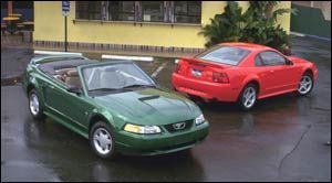 2000 Ford Mustang Convertible Base