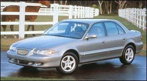 1997 Hyundai Sonata  Base
