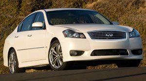 2010 Infiniti M  45 Sport