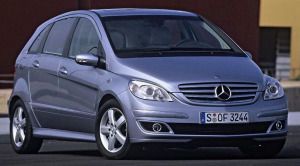 2010 Mercedes B-Class  B200