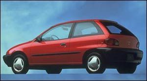 1997 Pontiac Firefly 4-dr base