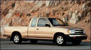 2000 Toyota Pick-Up 4x2 Regular Cab
